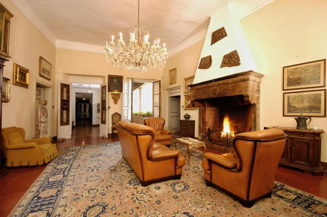Castello Di Sovicille - Residenza D'Epoca Bed & Breakfast Екстериор снимка
