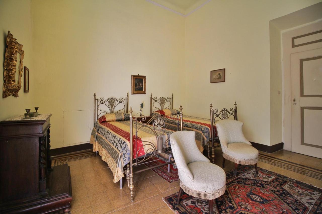 Castello Di Sovicille - Residenza D'Epoca Bed & Breakfast Екстериор снимка