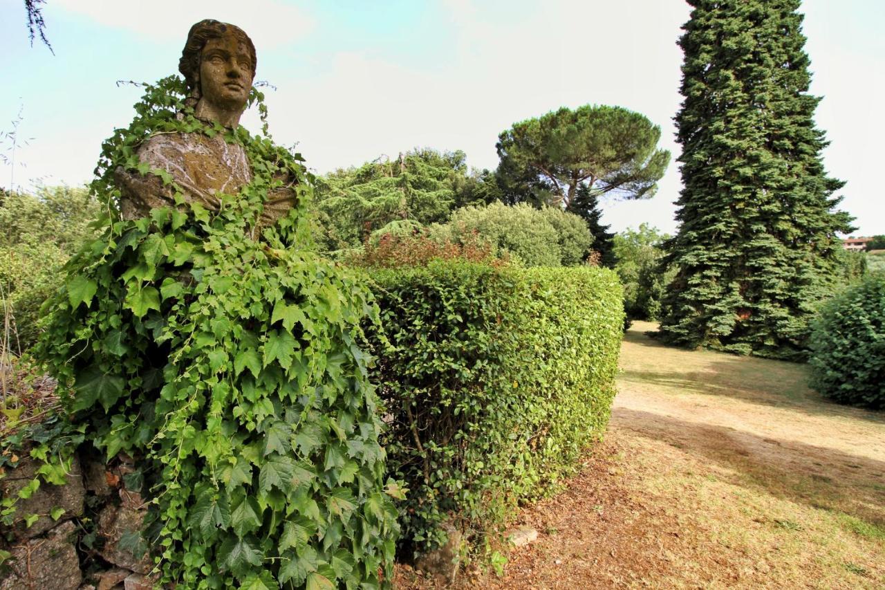 Castello Di Sovicille - Residenza D'Epoca Bed & Breakfast Екстериор снимка