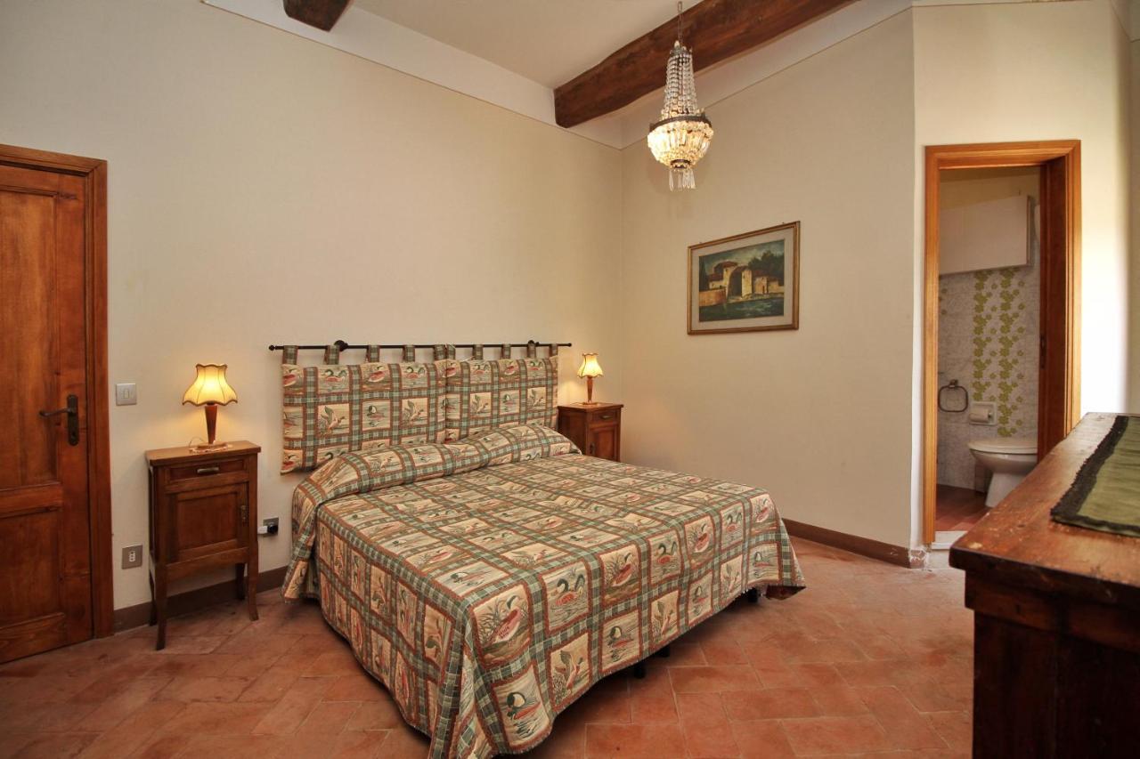 Castello Di Sovicille - Residenza D'Epoca Bed & Breakfast Екстериор снимка