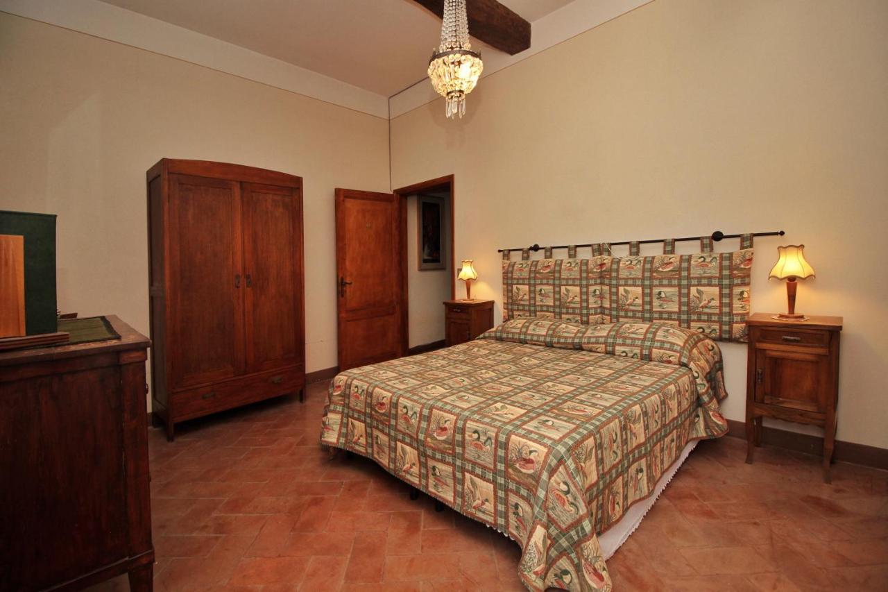 Castello Di Sovicille - Residenza D'Epoca Bed & Breakfast Екстериор снимка