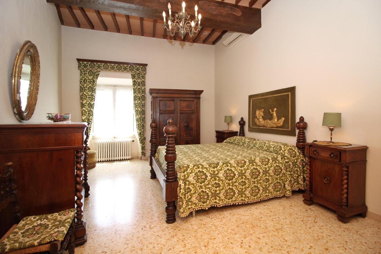 Castello Di Sovicille - Residenza D'Epoca Bed & Breakfast Екстериор снимка